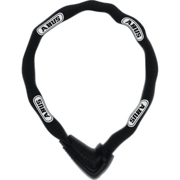 ## ABUS Steel-O-Chain XPlus 9809K/110 – Robustes Kettenschloss für hohe Sicherheit Das **ABUS Steel-O-Chain XPlus 9809K/110 Kettenschloss** ist eine robuste und vielseitige Sicherheitslösung für Fahrräder, E-Bikes, Motorräder und E-Scooter. Mit seiner **110 cm langen Vierkantkette**, dem hochwertigen **XPlus-Schließzylinder** und einem ABUS-Sicherheitslevel von **12 von 15** bietet das Schloss einen starken Schutz bei erhöhtem Diebstahlrisiko. ### Robuste 9-mm-Kette aus gehärtetem Stahl Das Herzstück des **ABUS Steel-O-Chain XPlus 9809K/110** ist die 9 mm starke Vierkantkette. Die Kette sowie das Schlossgehäuse und die tragenden Teile des Verriegelungsmechanismus bestehen aus speziell gehärtetem Stahl. Dadurch verfügt das Kettenschloss über eine solide Konstruktion, die das gewaltsame Öffnen deutlich erschwert. Die Länge von **110 cm** bietet außerdem ausreichend Spielraum, um das Fahrrad an einem festen Gegenstand anzuschließen. Gleichzeitig bleibt das Schloss vielseitig einsetzbar, beispielsweise beim sicheren Abstellen eines Fahrrads im Alltag oder beim Sichern eines hochwertigen E-Bikes. ### ABUS XPlus-Zylinder für hohen Manipulationsschutz Ein besonderes Merkmal ist der integrierte **ABUS XPlus-Zylinder**. Dieser wurde speziell entwickelt, um einen besonders hohen Schutz gegen Manipulationsversuche wie Picking zu bieten. Dadurch wird das Schloss nicht nur durch die massive Kette, sondern auch durch den hochwertigen Schließmechanismus geschützt. Zum Lieferumfang gehören **zwei Schlüssel**, sodass ein Ersatzschlüssel zur Verfügung steht. Zusätzlich verfügt das Schlüsselloch über eine automatische Abdeckung. Diese schützt den Schließbereich vor Schmutz und trägt dazu bei, das Eindringen von Feuchtigkeit und damit verbundene Korrosion zu reduzieren. ### Textilummantelung schützt den Fahrradrahmen Trotz seiner robusten Stahlkonstruktion wurde bei der Entwicklung auch auf den Schutz des Fahrrads geachtet. Deshalb ist die Stahlkette mit einem **Textilschlauch** ummantelt. Dieser schützt den Fahrradlack vor direkten Kontakten mit den Metallgliedern und sorgt gleichzeitig für eine angenehmere Handhabung. Somit verbindet das Kettenschloss eine widerstandsfähige Konstruktion mit einer fahrradfreundlichen Oberfläche. ### Für Fahrräder, E-Bikes und weitere Fahrzeuge Das **ABUS Steel-O-Chain XPlus 9809K/110** eignet sich besonders für die Sicherung hochwertiger Fahrräder und E-Bikes. ABUS empfiehlt die Serie außerdem für Motorräder und E-Scooter. Gerade bei Fahrzeugen mit höherem Anschaffungswert ist ein stabiles Schloss eine wichtige Ergänzung zu weiteren Sicherheitsmaßnahmen. Die 110-cm-Ausführung bietet dabei einen guten Kompromiss zwischen Reichweite und Handhabung. Das Schloss kann verwendet werden, um Rahmen und Laufrad beziehungsweise das Fahrzeug mit einem geeigneten festen Objekt zu verbinden. ### ABUS Sicherheitslevel 12/15 Das **Steel-O-Chain 9809K** ist mit dem **ABUS-Sicherheitslevel 12 von 15** eingestuft. Damit positioniert sich das Kettenschloss im höheren Sicherheitsbereich des ABUS-Systems und ist laut Hersteller für Situationen mit erhöhtem Diebstahlrisiko geeignet. Wichtig ist dennoch, das Fahrrad möglichst an einem stabilen und fest verankerten Gegenstand anzuschließen. Ein hochwertiges Schloss kann seine Schutzwirkung nur dann optimal entfalten, wenn auch der Anschließpunkt entsprechend stabil ist. ### Technische Daten | Eigenschaft | Details | | -------------------- | ---------------------------- | | **Modell** | ABUS Steel-O-Chain 9809K/110 | | **Schlosstyp** | Kettenschloss | | **Kettenstärke** | 9 mm | | **Kettenlänge** | 110 cm | | **Zylinder** | ABUS XPlus | | **Verschlussart** | Schlüssel | | **Anzahl Schlüssel** | 2 | | **Sicherheitslevel** | ABUS 12/15 | | **Material** | Speziell gehärteter Stahl | | **Farbe** | Schwarz | | **Alarmfunktion** | Nein | | **Gewicht** | ca. 2.524 g | | **EAN** | 4003318955495 | Die technischen Angaben entsprechen den aktuellen Herstellerdaten von ABUS. ### Fazit Das **ABUS Steel-O-Chain XPlus 9809K/110 Kettenschloss** ist eine ausgezeichnete Wahl für alle, die Wert auf eine robuste und vielseitig einsetzbare Fahrradsicherung legen. Die **9 mm starke Vierkantkette aus speziell gehärtetem Stahl**, der **ABUS XPlus-Zylinder**, die **110 cm Länge** und das **Sicherheitslevel 12/15** machen das Schloss zu einer zuverlässigen Lösung für hochwertige Fahrräder und E-Bikes. Darüber hinaus sorgt die textile Ummantelung dafür, dass der Fahrradrahmen besser vor Kratzern geschützt wird. Die automatische Schlüssellochabdeckung bietet zusätzlichen Schutz vor Schmutz und Korrosion. Wer ein solides Kettenschloss für den täglichen Einsatz, längere Abstellzeiten oder Gegenden mit erhöhtem Diebstahlrisiko sucht, findet im **ABUS Steel-O-Chain XPlus 9809K/110** eine leistungsfähige Sicherheitslösung. **Kurz gesagt:** robust, vielseitig, 110 cm lang und mit hochwertigem XPlus-Zylinder ausgestattet – ideal für die zusätzliche Absicherung von Fahrrad, E-Bike und anderen Zweirädern.