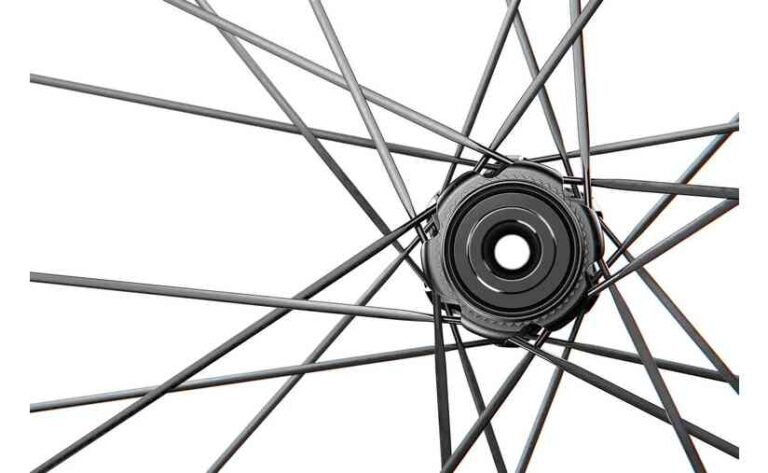 DT Swiss A 1800 Spline 30 DB 28" - Vorderrad