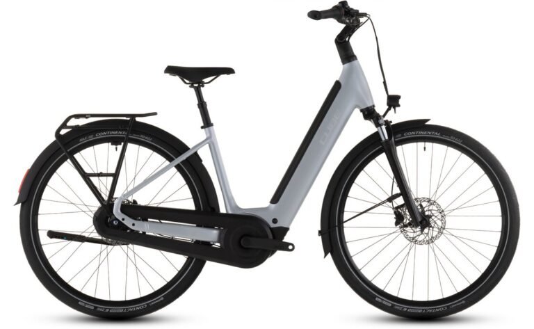 Cube Supreme Hybrid Comfort ONE 600 - 600 Wh - 28 Zoll - Tiefeinsteiger - 2026