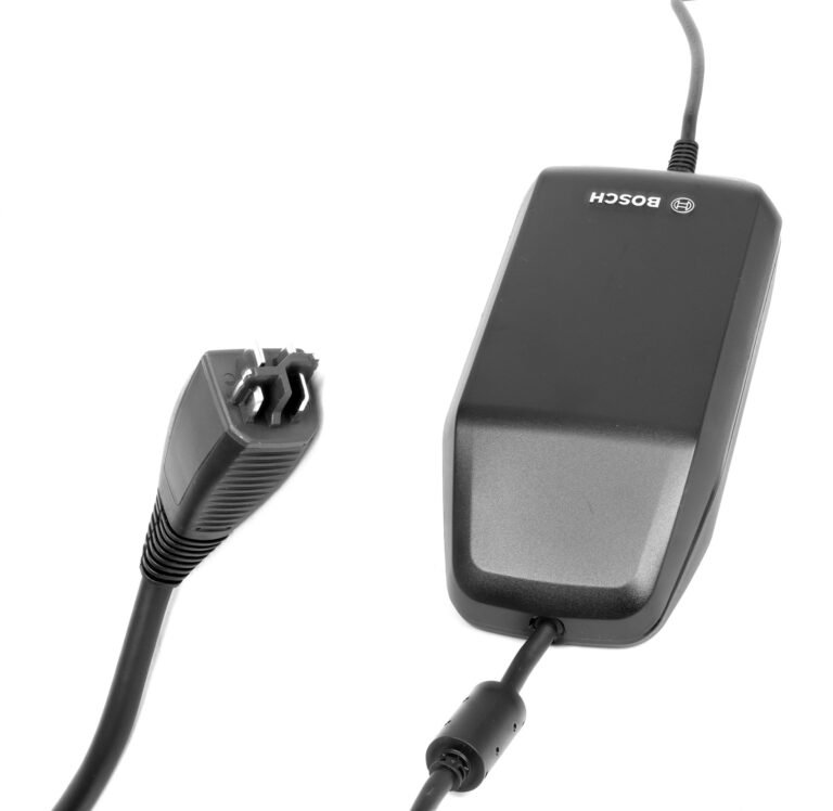 Bosch 4A Charger Ladegerät für Smart System (BPC340y)